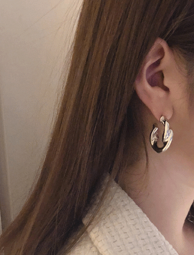 크리톤-earring